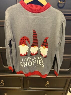 Gray & Red 'Chillin with My Gnomies' Men's Sweater